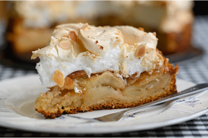 עוגת דבש עם מרנג